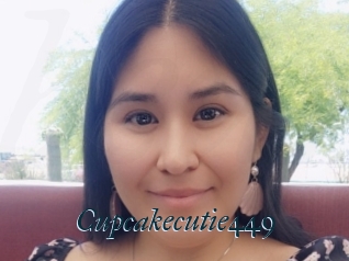 Cupcakecutie449