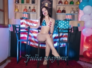 Julia_waynne